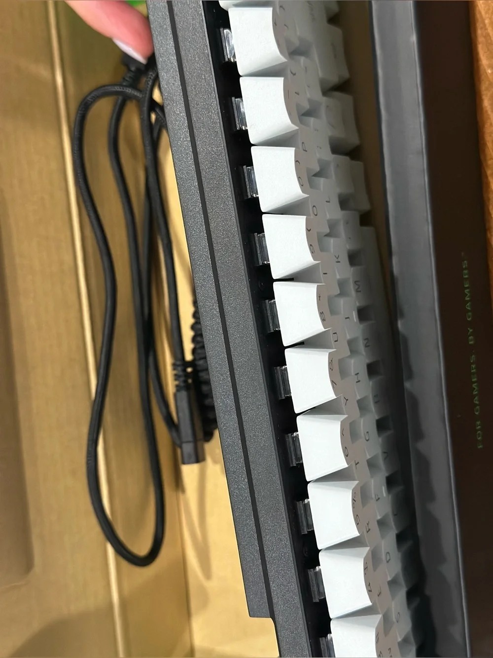 White razer Mini special edition Keyboard - Rainbow Backlight and mouse set.